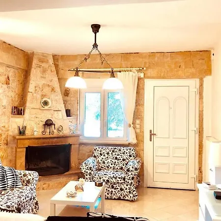 Holiday home Stone Mezonete 5min From The Golden Xenia