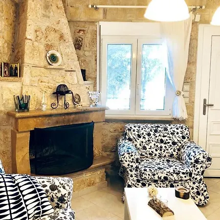 Stone Mezonete 5min From The Golden Xenia Holiday home *